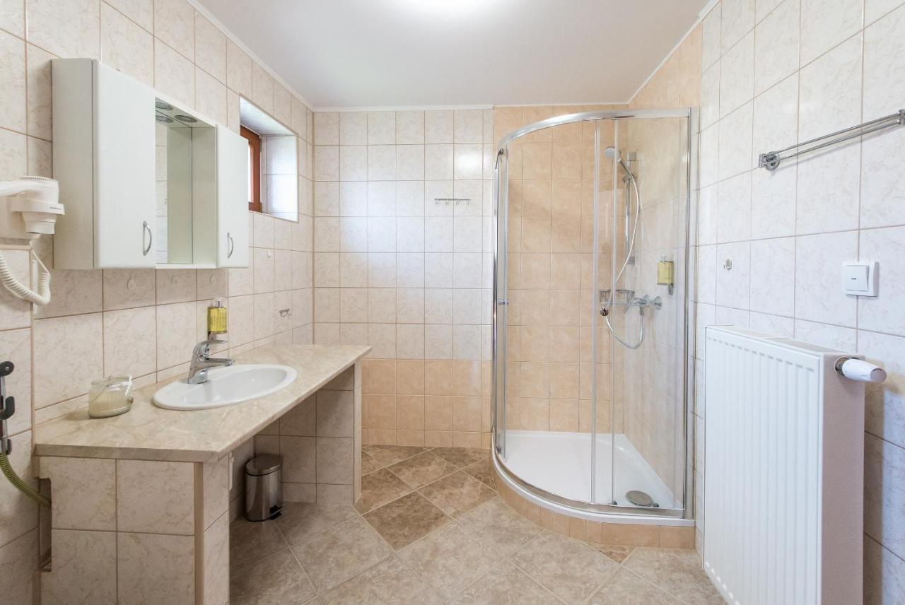 Penzion Leknin Třeboň Extérieur photo