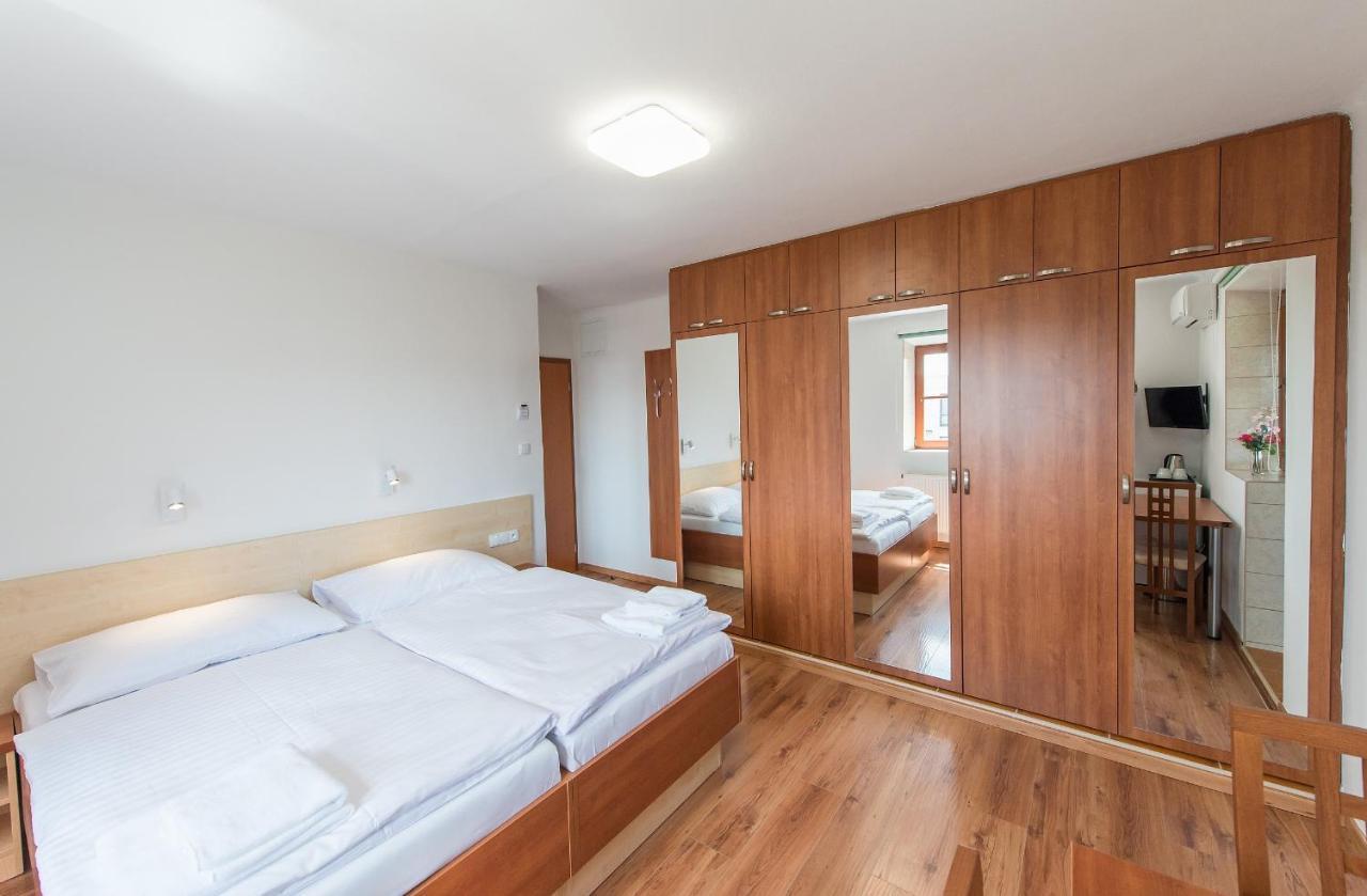 Penzion Leknin Třeboň Extérieur photo