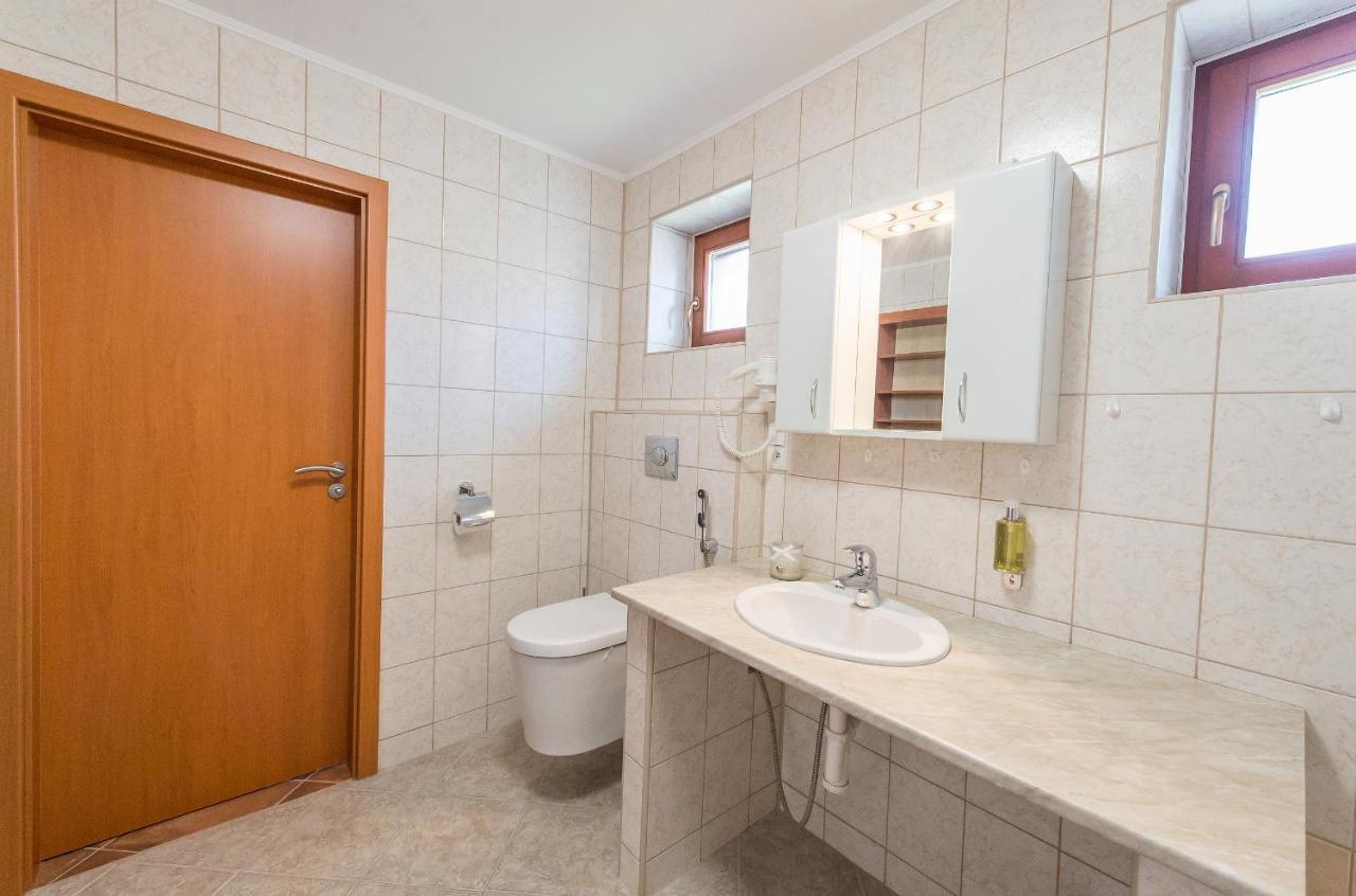 Penzion Leknin Třeboň Extérieur photo