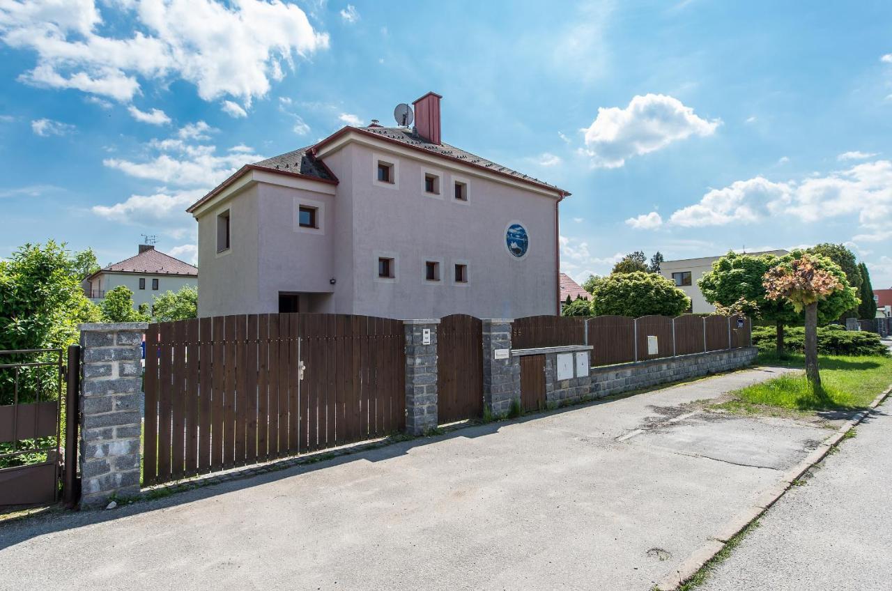 Penzion Leknin Třeboň Extérieur photo