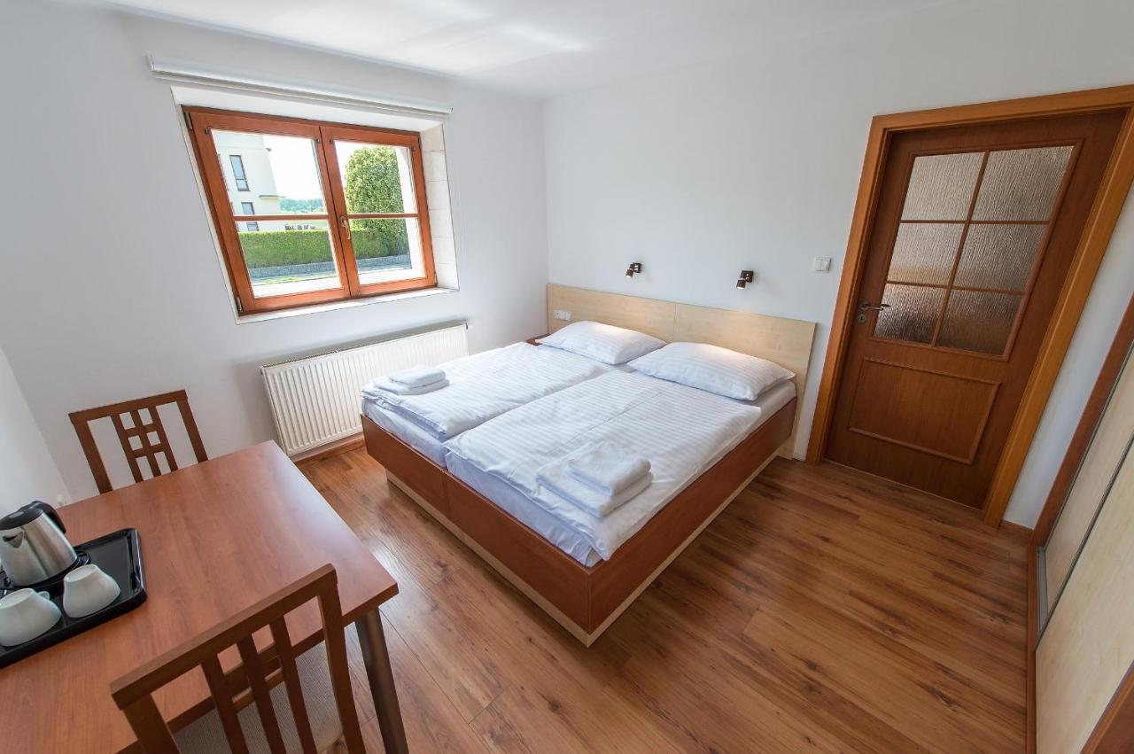 Penzion Leknin Třeboň Extérieur photo